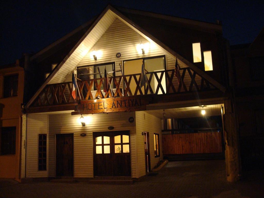 Hostal Caupolican Concepción Exterior foto